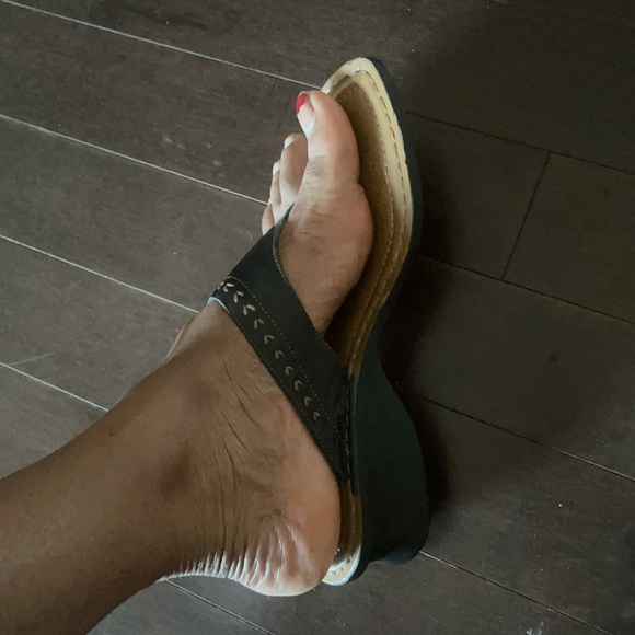 Denver Hayes Heel Sandals - Picture 2 of 5